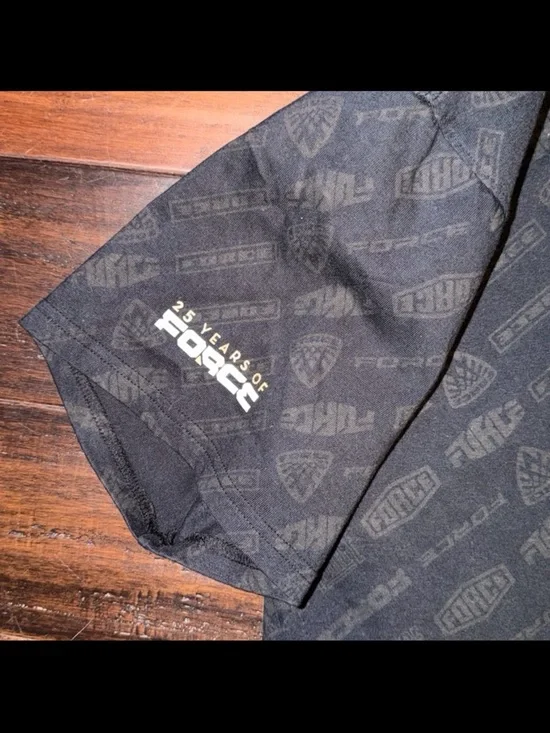 Nike T-Shirt - Picture 4 of 5